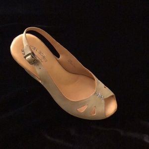 KORK-EASE Tan Leather Peep Toe slingback Wedges